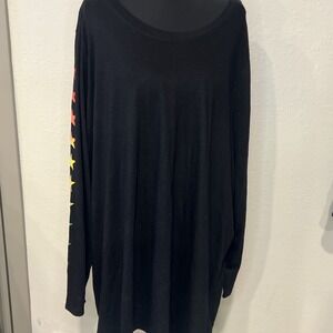 Torrid‎ Shirt Long Sleeve Tshirt Slim Fit Tee Black Star Print Sleeves 4X NWOT